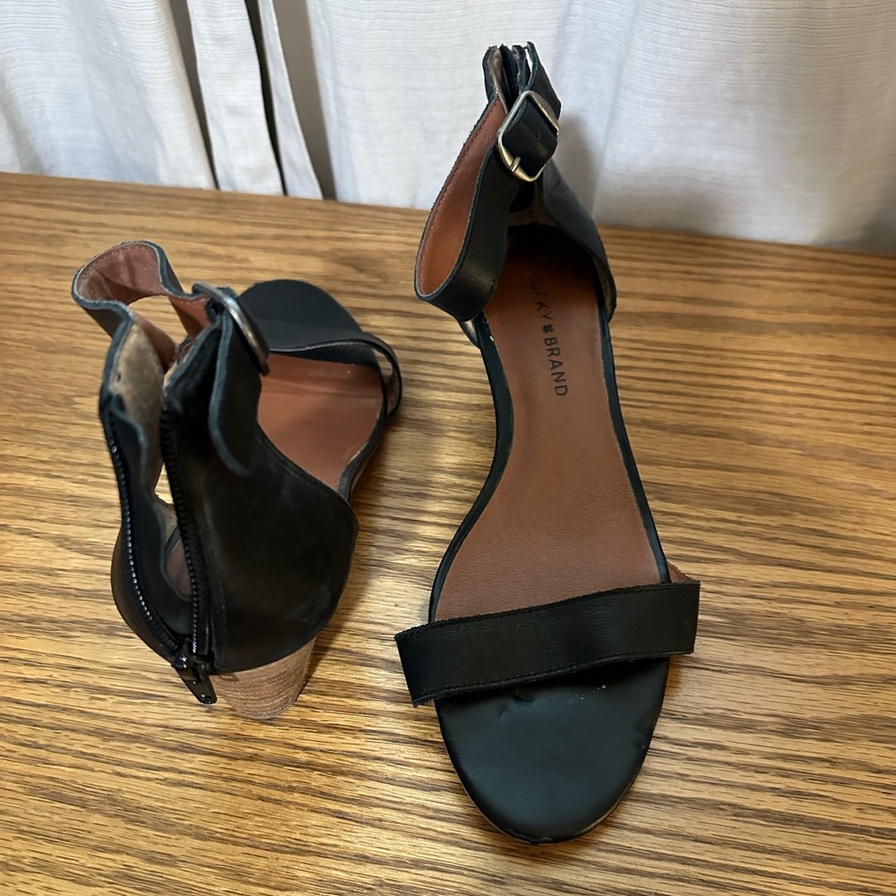 Lucky Brand Kitten Wedges